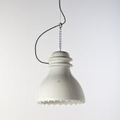 feher nagy keramia lampaburas fuggesztek modern design stilus kulonleges vilagitas etkezo nappali etterem konyha pult formavivendi lakberendezes.jpg